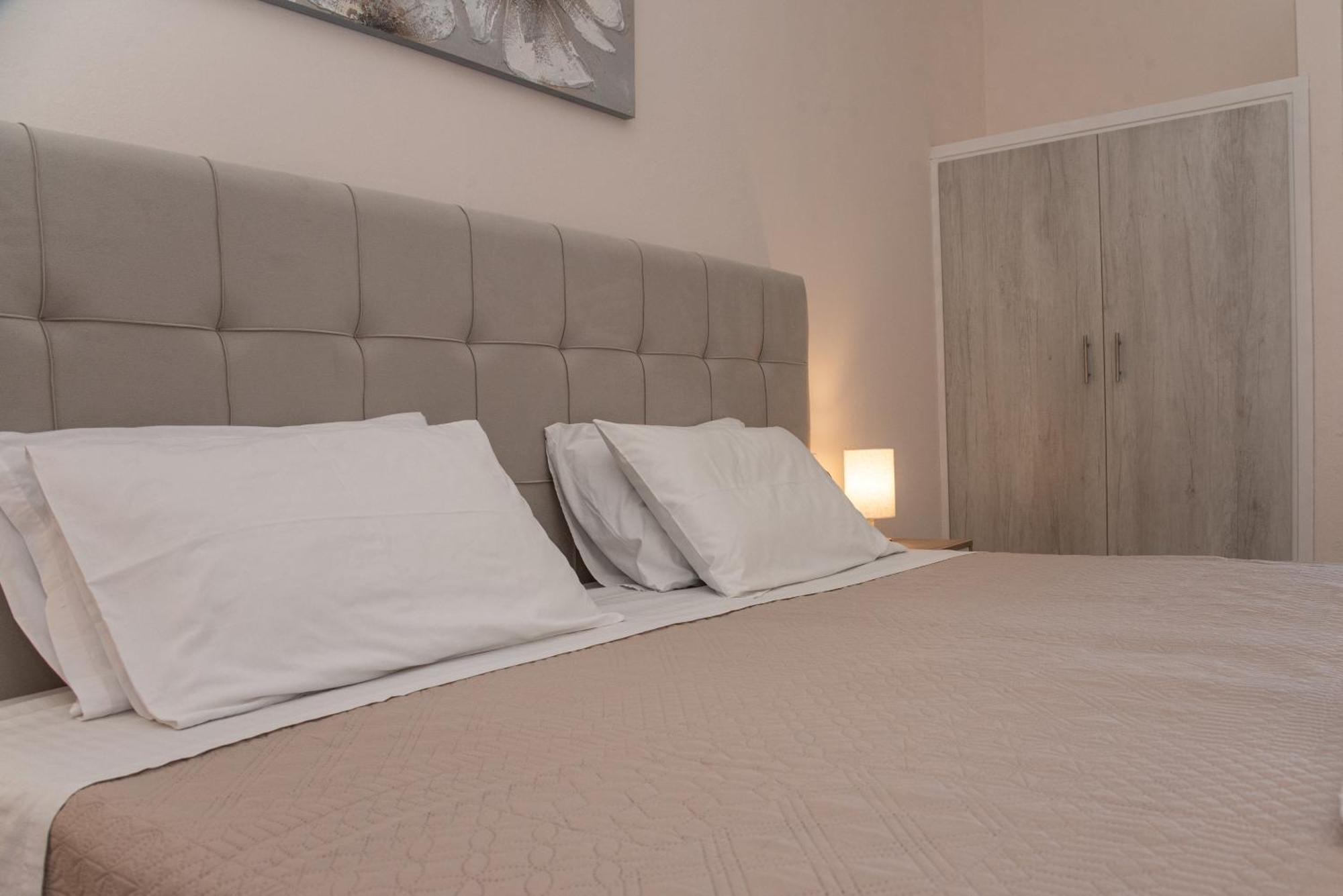 Costas Apartments เมซอนกิ ห้อง รูปภาพ